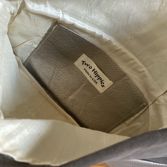 Two Hippies leather and suede clutch - Picture 4 of 9